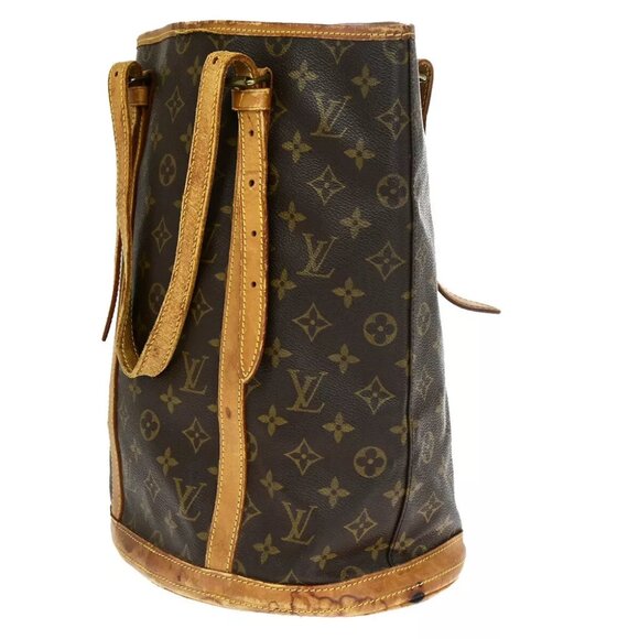AUTHENTICITY GUARANTEED LOUIS VUITTON BUCKET GM Shoulder Tote Bag Monogram - Picture 2 of 15